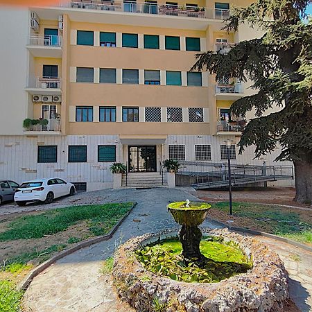 Hotel Il Cavaliere Dell'Eur Rom Exterior foto